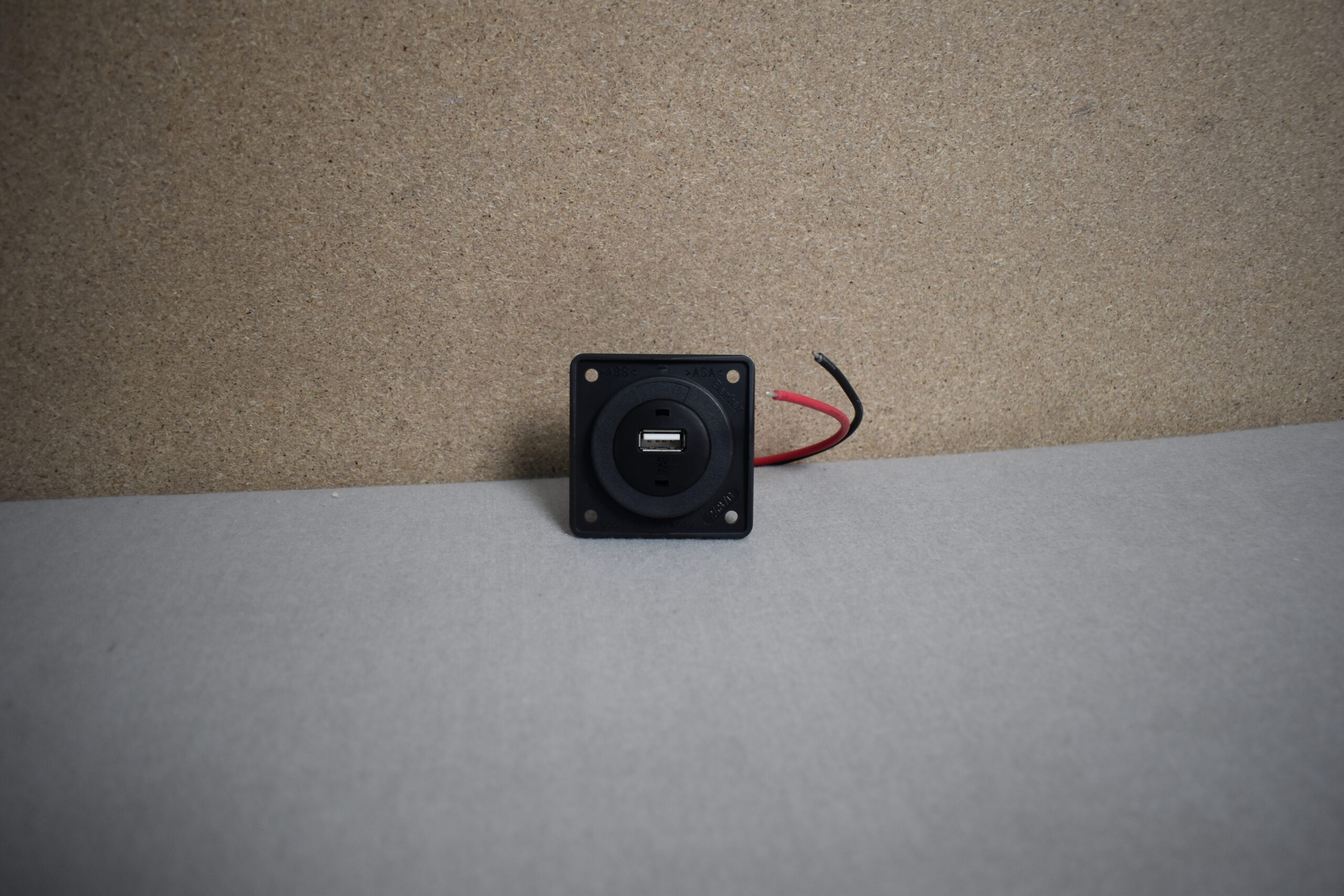 Berker Integro USB 12V anthrazit matt Ersatzteile für Wohnmobil