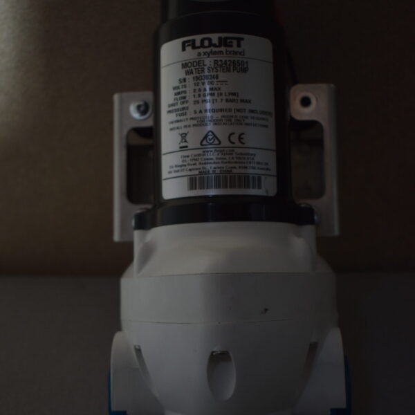 Flojet Wasserpumpe mit Adapter Model: R3426501
