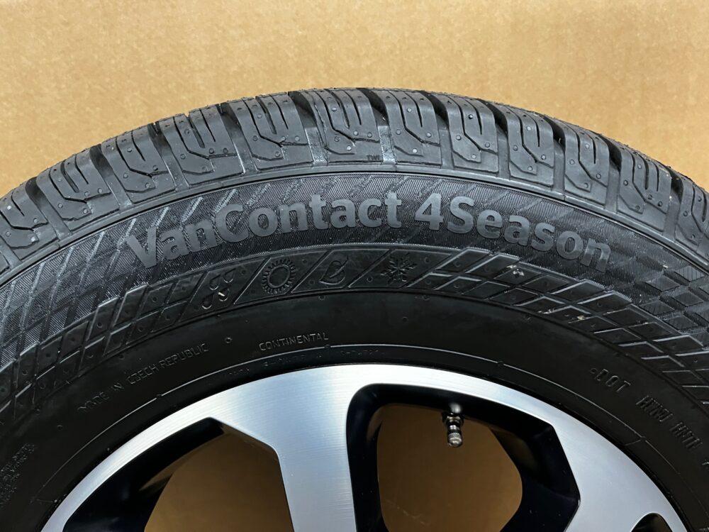 Continental VanContact 4 Season 4 Kompletträder 225/75 R16C