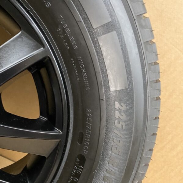 Michelin Agilis Camping 4 Kompletträder 225/75 R16CP Alufelge schwarz