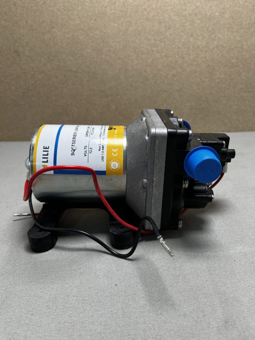 Lilie Softserie LS4144 Diaphragm Pumpe 12 Volt 11,3l/min. 3,1 bar