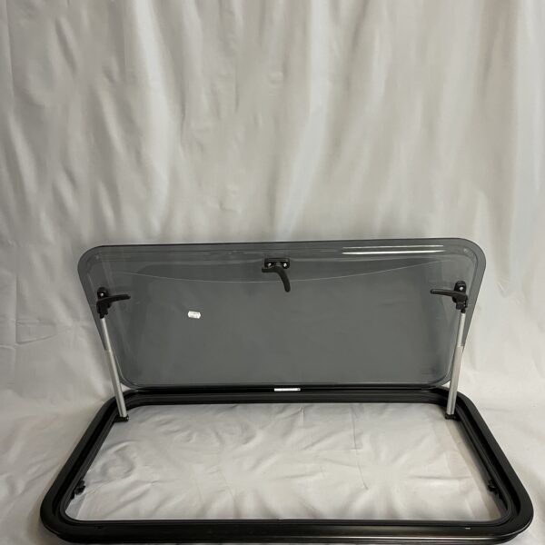 Ausstellfenster  Dometic S7 P 700 x 400 mm, schwarz getönt