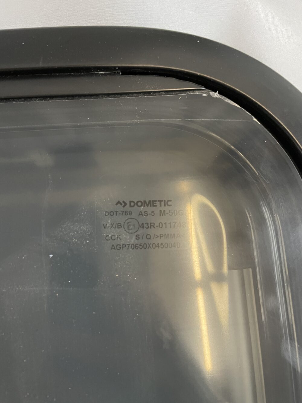 Ausstellfenster mit Rahmen, Dometic, 650 x 450 mm, schwarz getönt