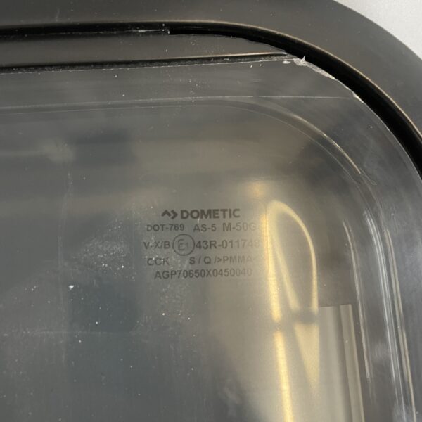 Ausstellfenster mit Rahmen, Dometic, 650 x 450 mm, schwarz getönt