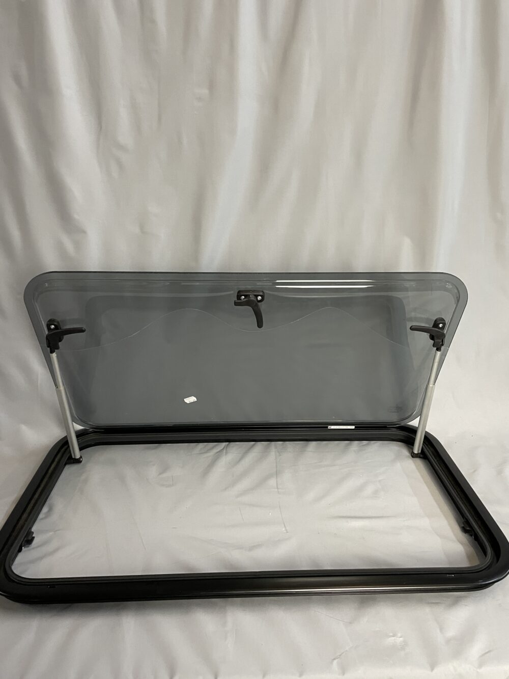 Ausstellfenster mit Rahmen, Dometic, 800 x 450 mm, schwarz getönt