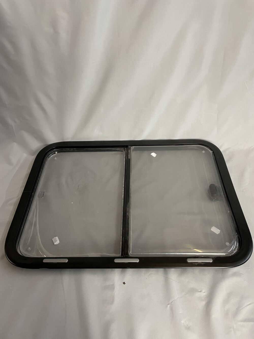 Ausstellfenster mit Rahmen, Dometic, 900 x 520 mm, schwarz getönt
