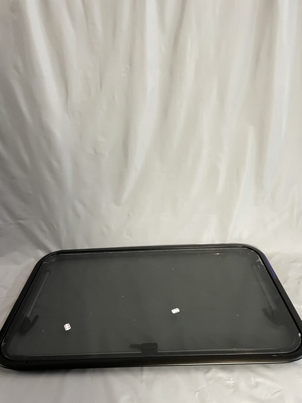 Dometic S7 P Ausstellfenster  900 x 520 mm, schwarz getönte Scheibe
