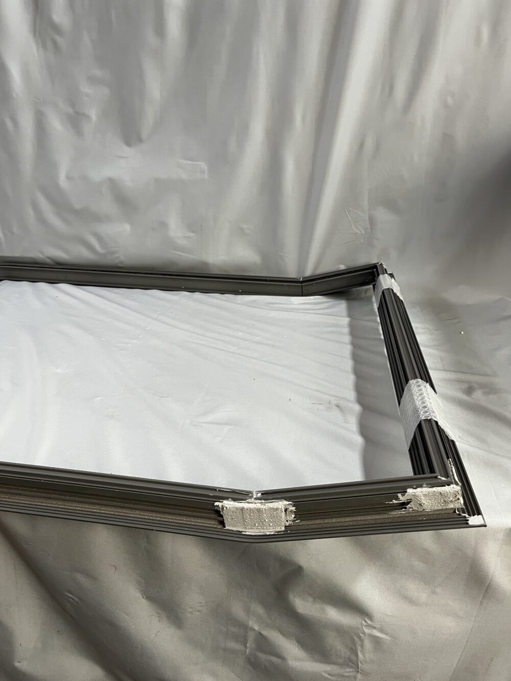 Klappenrahmen 850x1069mm - Winkel untere Kante 15° - grau -  Niesmann & Bischoff