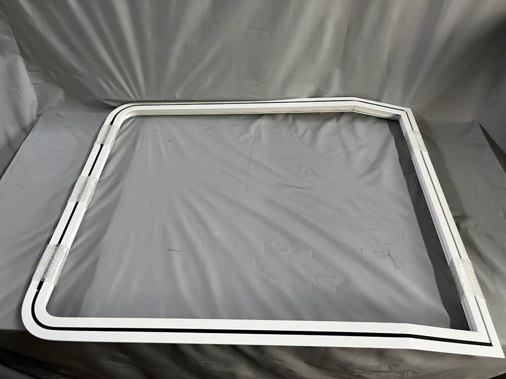 Klappenrahmen 850x1069mm - Winkel untere Kante 15° - weiß -  Niesmann & Bischoff