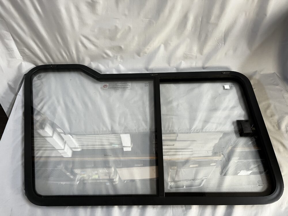 Niesmann & Bischoff Fahrerhausfenster Beifahrerseite Ismove Doppelverglast