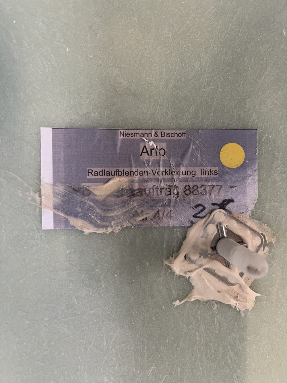Niesmann & Bischoff Arto Radlaufblende Fahrerseite weiß