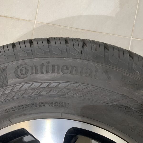Continental Van Contact 4 Season 225/75 R 16C Niesmann + Bischoff Emblem