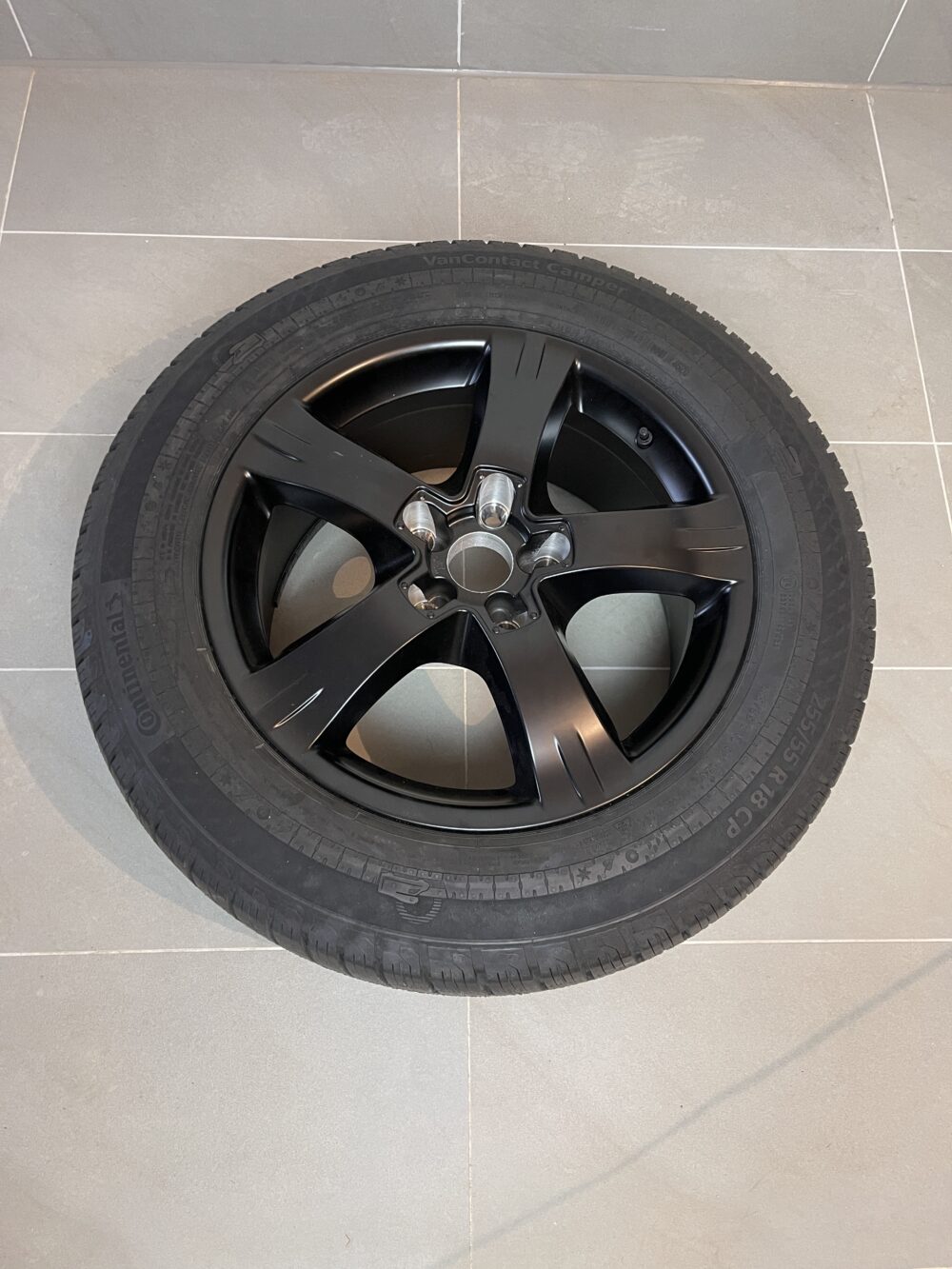 Continental VanContact Camper Komplettrad 255/55 R18 CP schwarz 1 Stück
