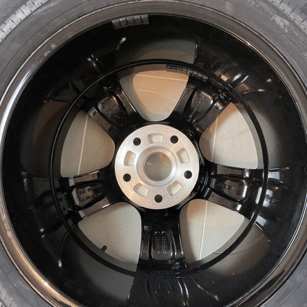 Continental VanContact Camper Kompletträder 255/55 R18 CP schwarz 4 Stück