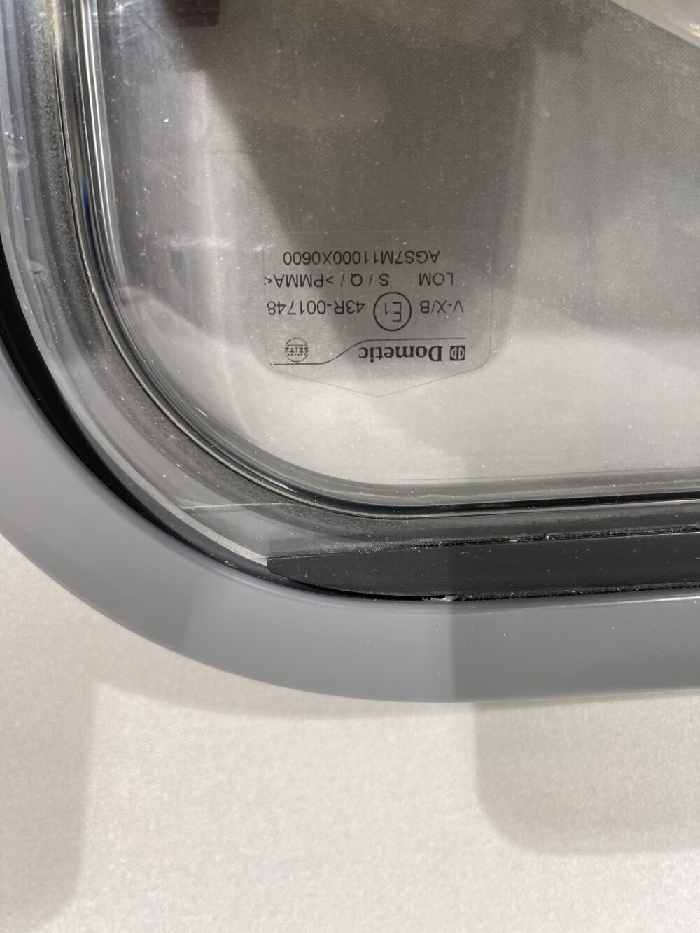 Dometic Ausstellfenster  1000x600mm grau
