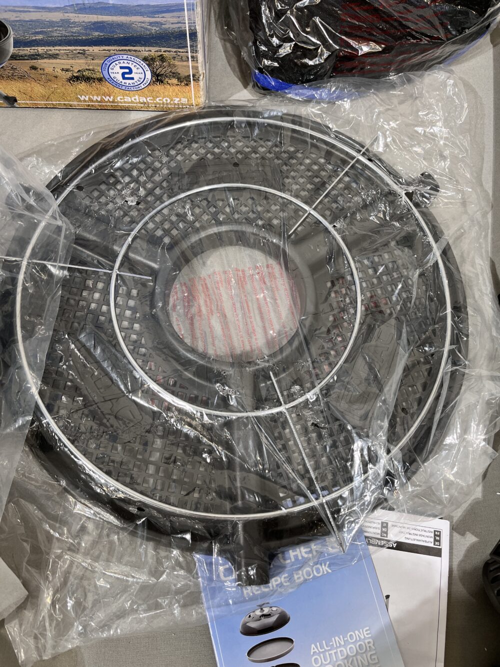 Cadac Carri Chef 2 Braai Grill/Pot Combo 13B7P(50) 50mbar
