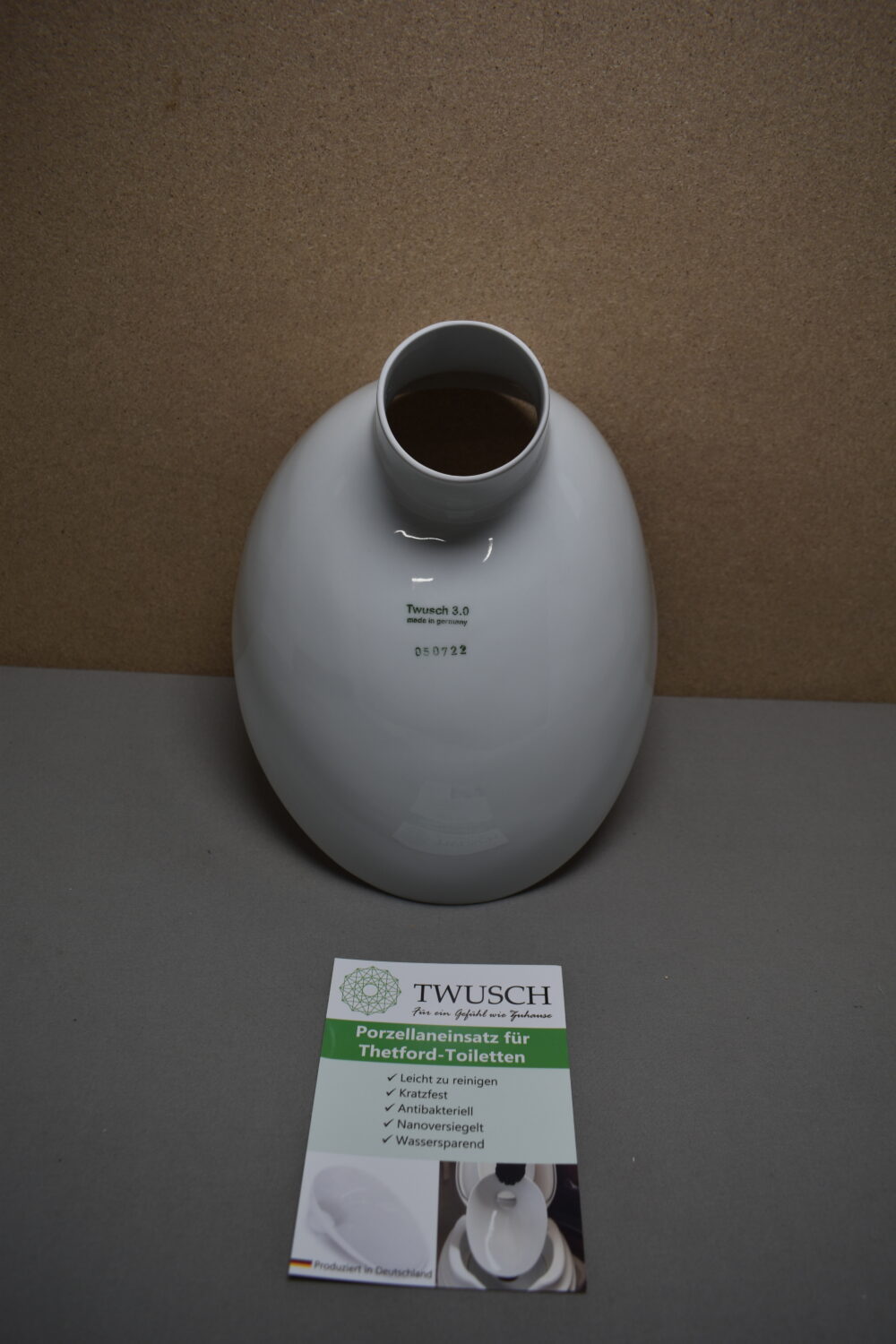 Twusch 3.0 Porzellaneinsatz für Toilette Thetford C260