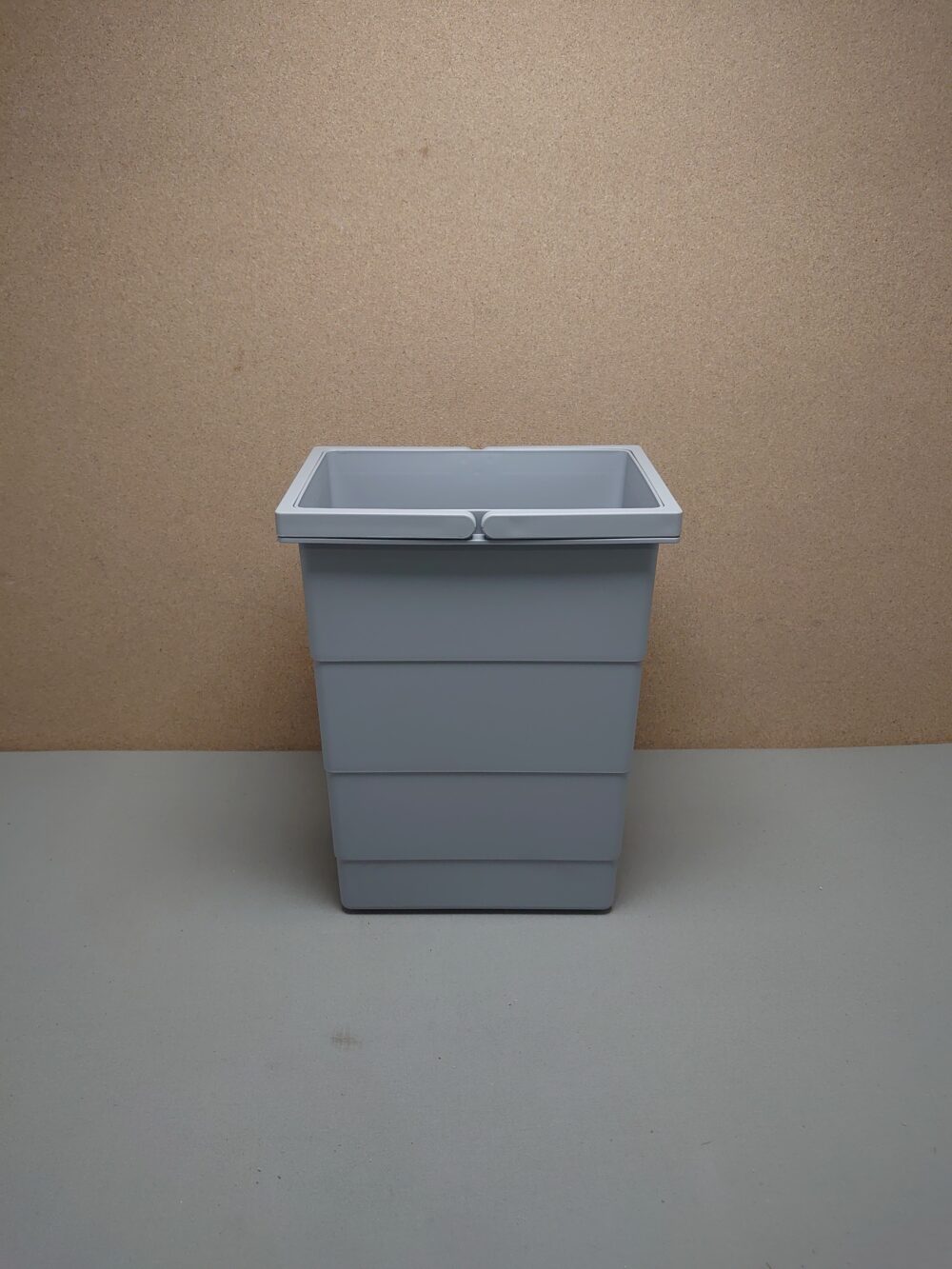Mülleimer Wohnwagen / Wohnmobil ohne Deckel Grau ca. 29,5 x 23 x 15,5 cm