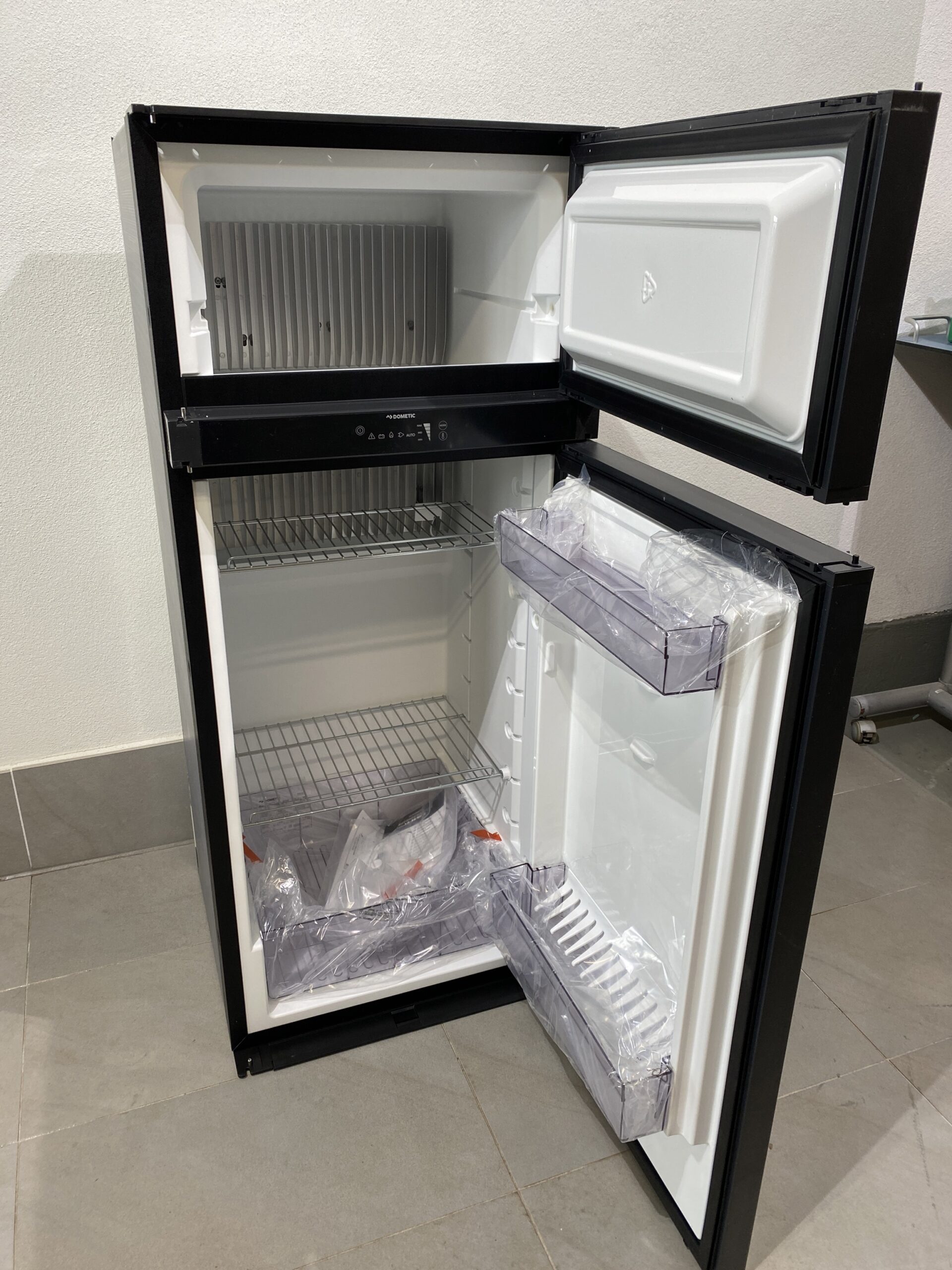 Absorberkühlschrank Dometic RMD 10.5XS Kühlschrank mit Gefrierfach Ersatzteile für Wohnmobil