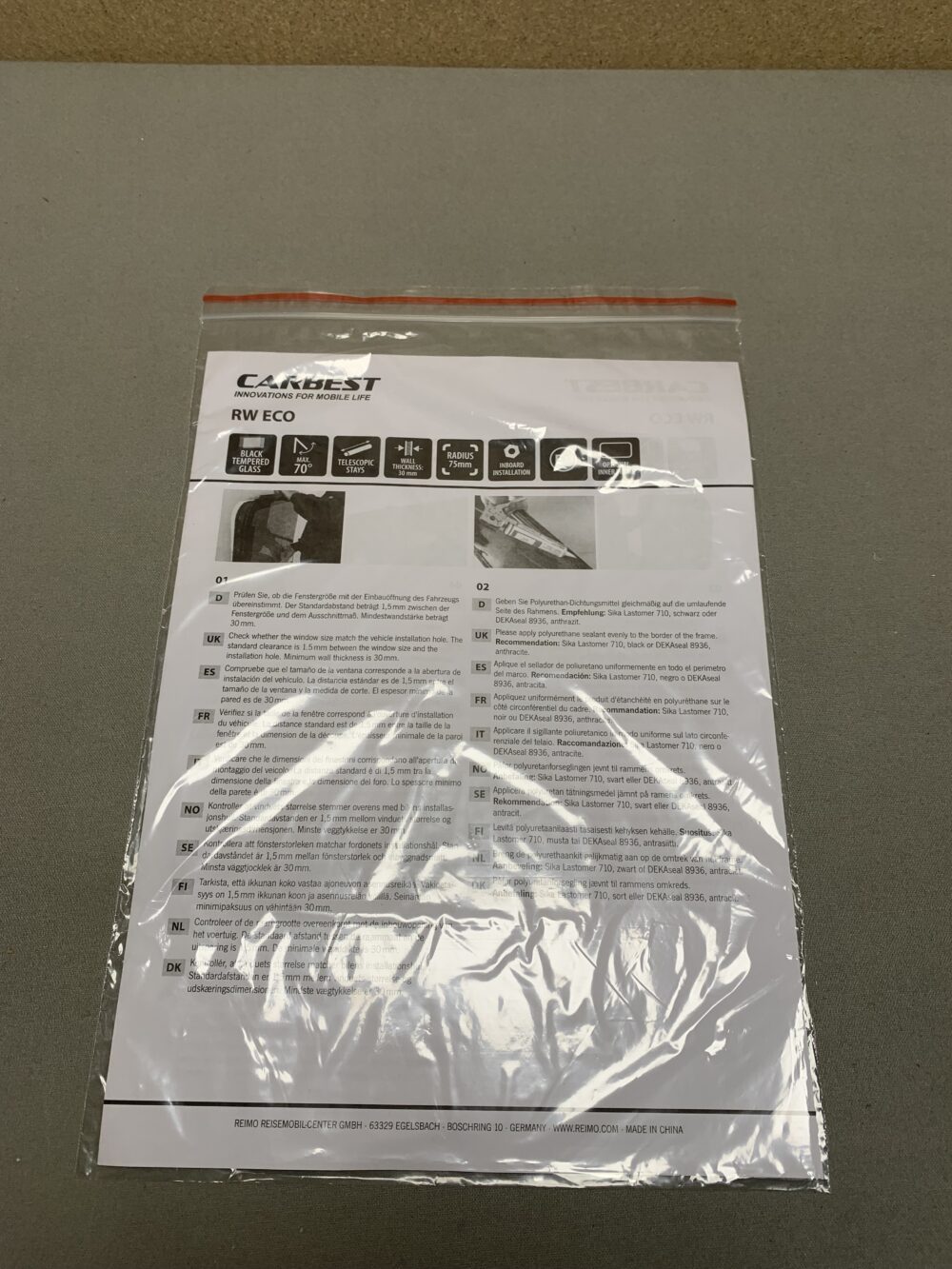 Carbest Innenrahmen für RW ECO mit Insektenschutz und Verdunklungssysteme 1000x500mm