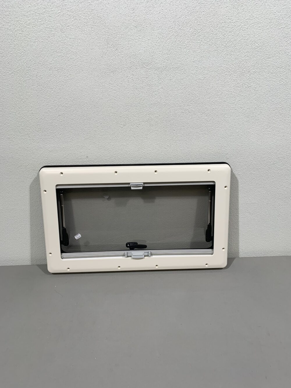 Dometic Ausstellfenster S4 750x450mm mit Innenrahmen