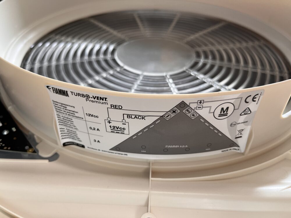 Fiamma Turbo Vent Premium 12V weiß