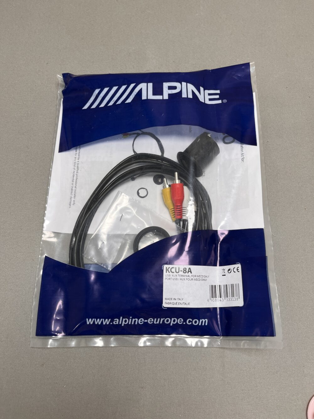 Alpine USB/AUX Terminal für Iveco Daily