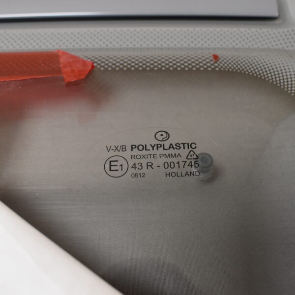 Ausstellfenster Polyplastic ca. 955 x 475 mm