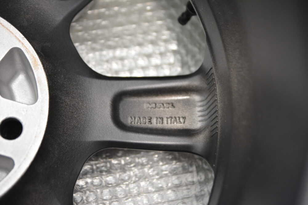 Continental Van Contact Camper 255/55R18