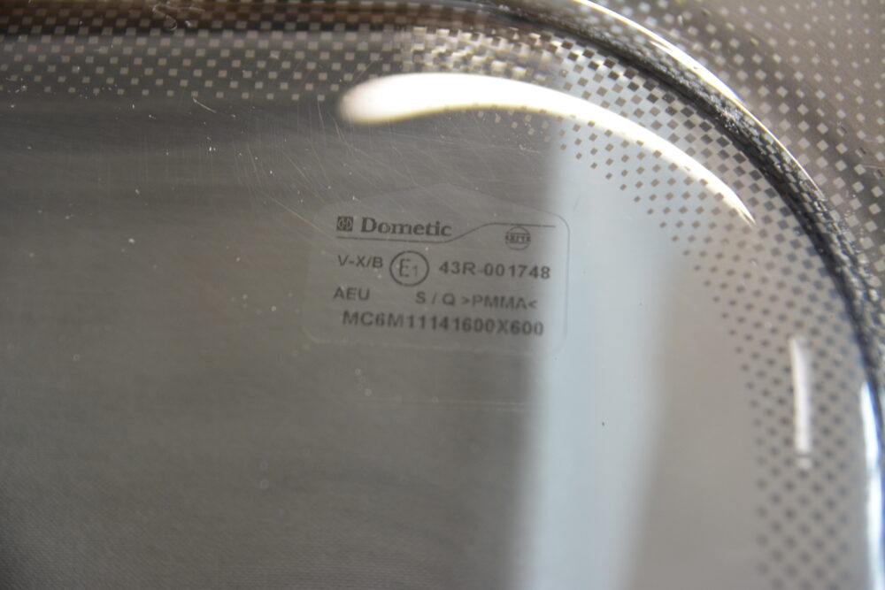 Ersatzfenster Dometic 1600x600mm
