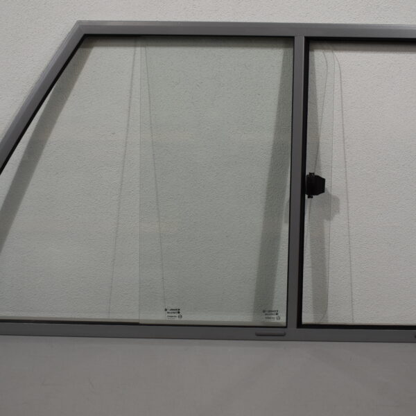 Dometic Schiebefenster S7 links 1300x720mm
