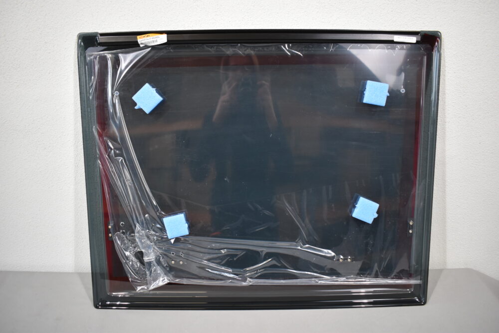 Polyplastic Ausstellfenster 750x465 mm schwarz