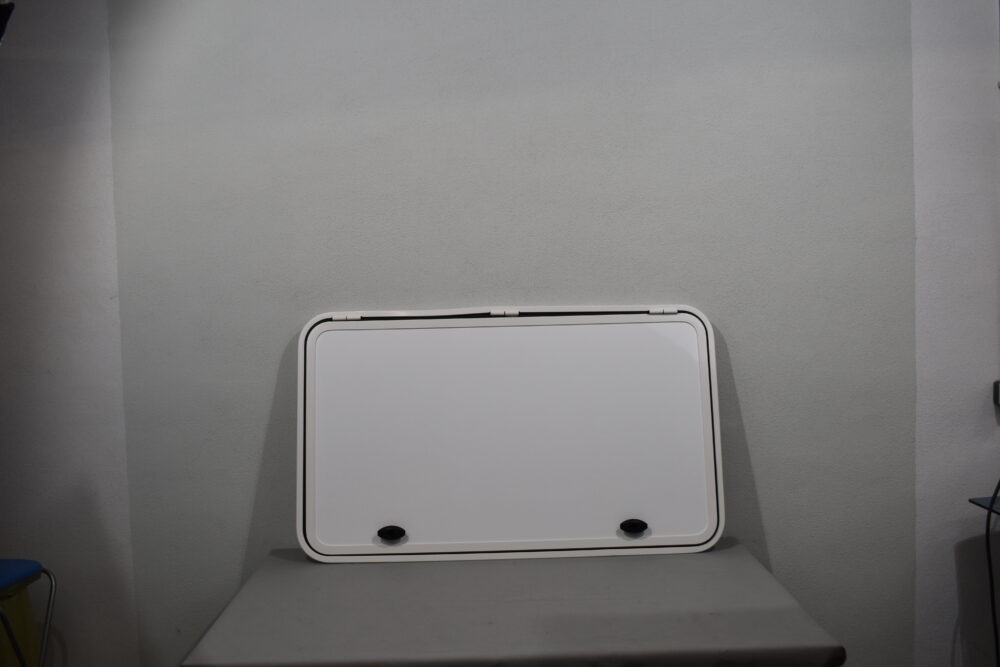 Serciveklappe 1175x670mm weiß