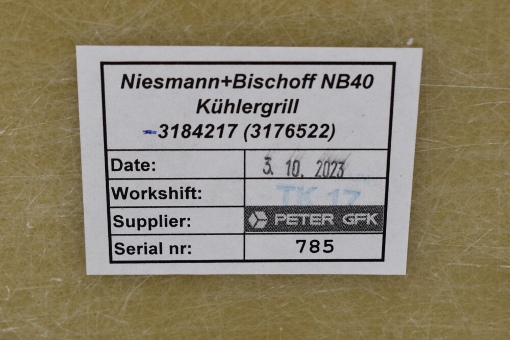 Kühlergrill für Niesmann und Bischoff Ismove 2021-2023 schwarz