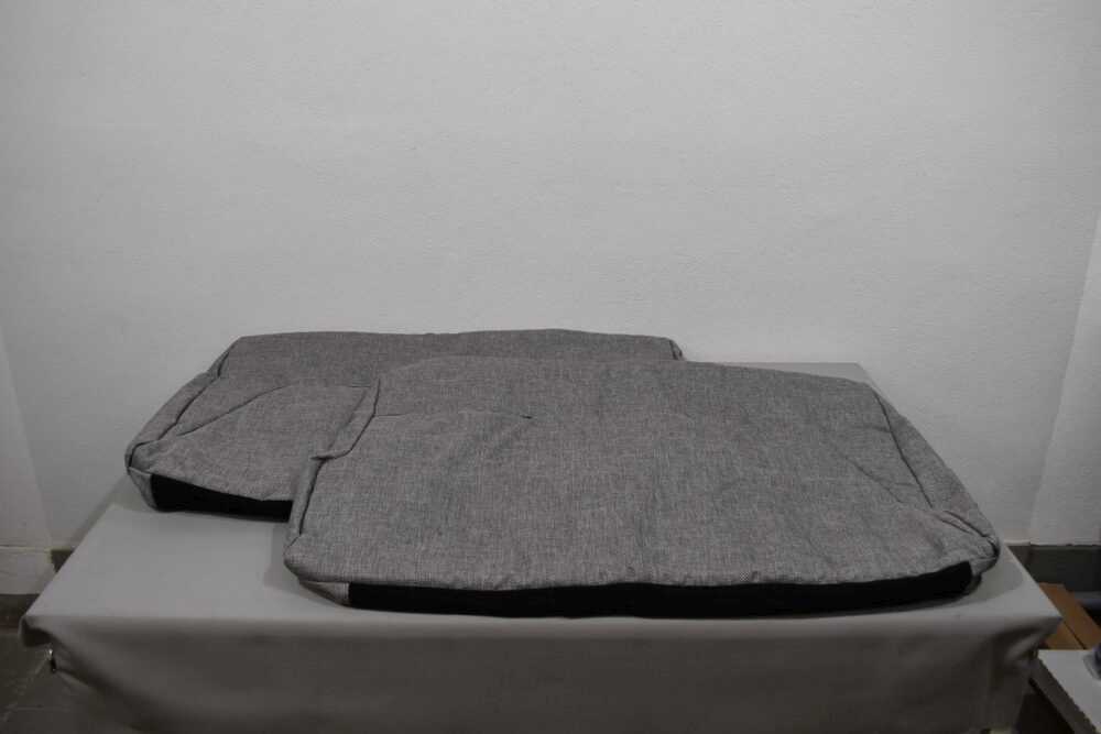 Polsterbezug 650x110x960mm grau/schwarz