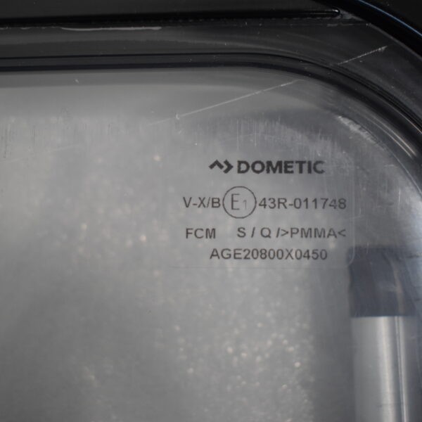 Dometic S7 Z Ausstellfenster 800x450 Alurahmen schwarz