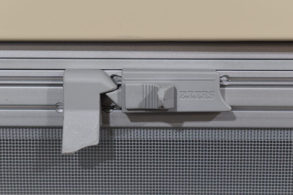 Seitz Schiebefenster S4 rechts 1300x600mm grau