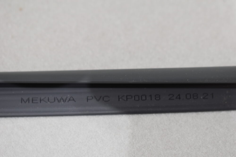 Mekuwa PVC Sonderprofil für Wohnmobil; grau