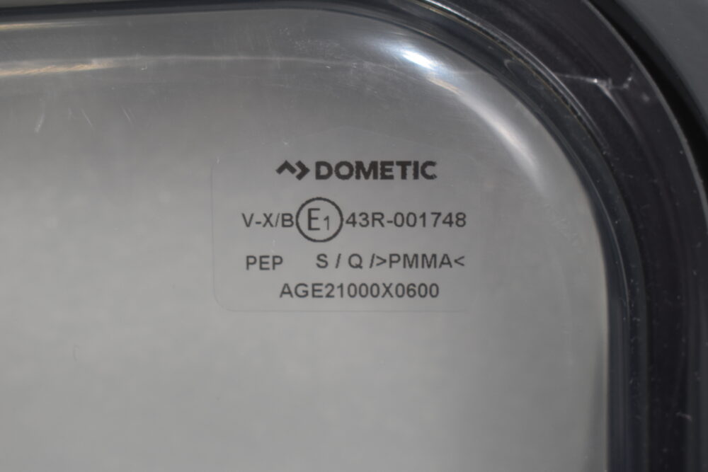 Dometic Ausstellfenster 1000x600mm; grau