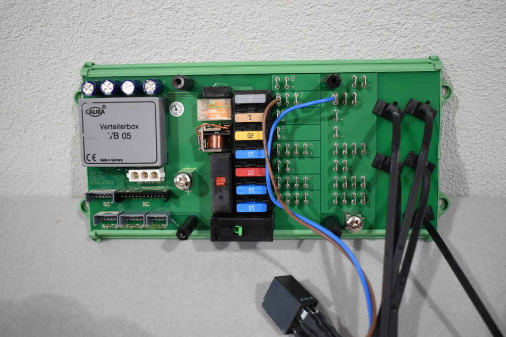 Calira Verteilerbox für Knaus / Tabbert