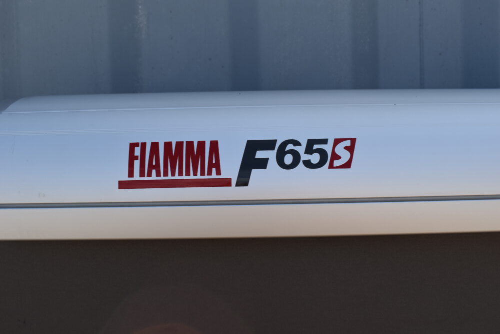 Fiamma F65S Dachmarkise; 320cm; silber