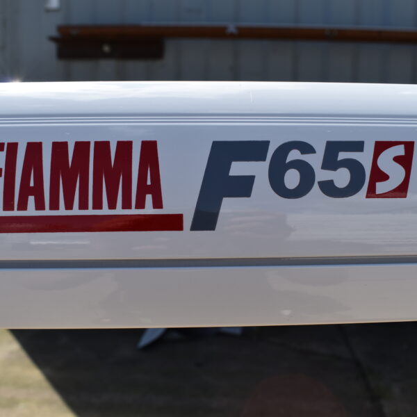 Fiamma F65S Deluxegrey Dachmarkise; 320cm; weiß