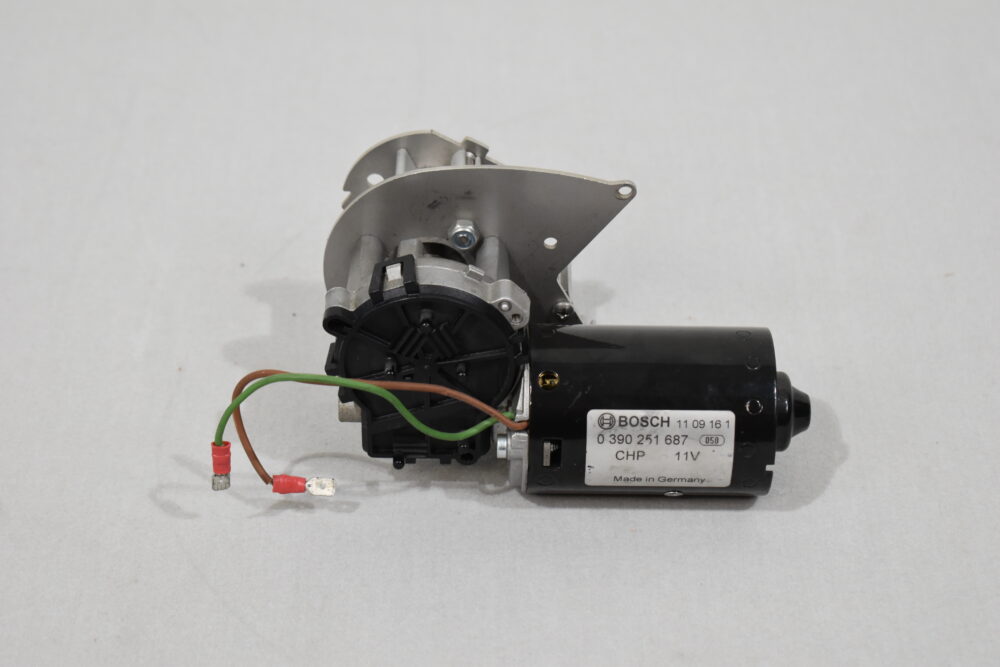 Bosch Wischmotor 0390251687; 11 Volt