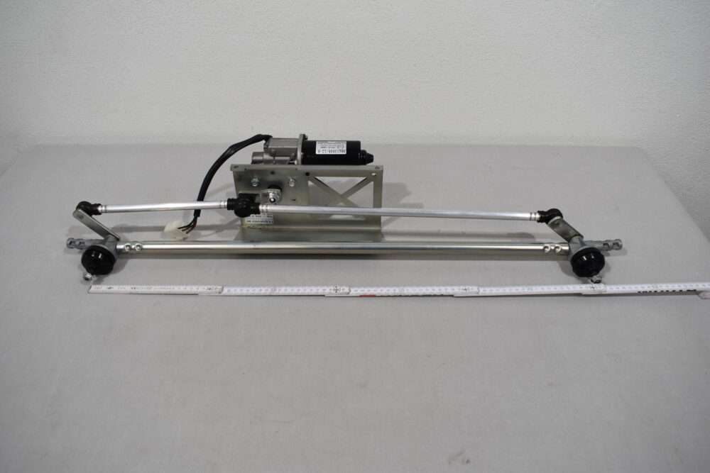 Scheibenwischmotor BB403868 mit Arm