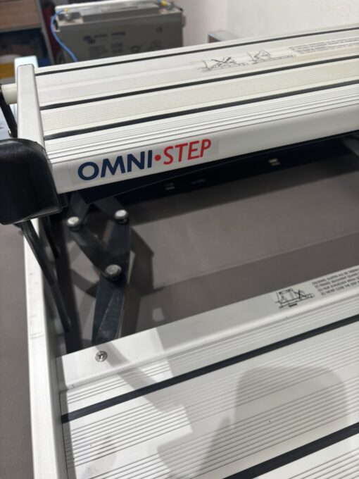 Trittstufe elektrisch OMNI STEP SL. Out Lift 12v600 2011 GB10 – Bild 4