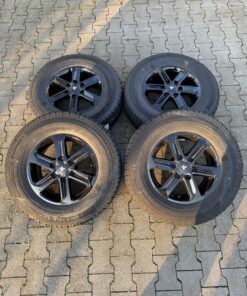 Alternative view of Continental VanContact 4Season 6-loch Felge für Mercedes Sprinter 225/75 R16C 121/120R