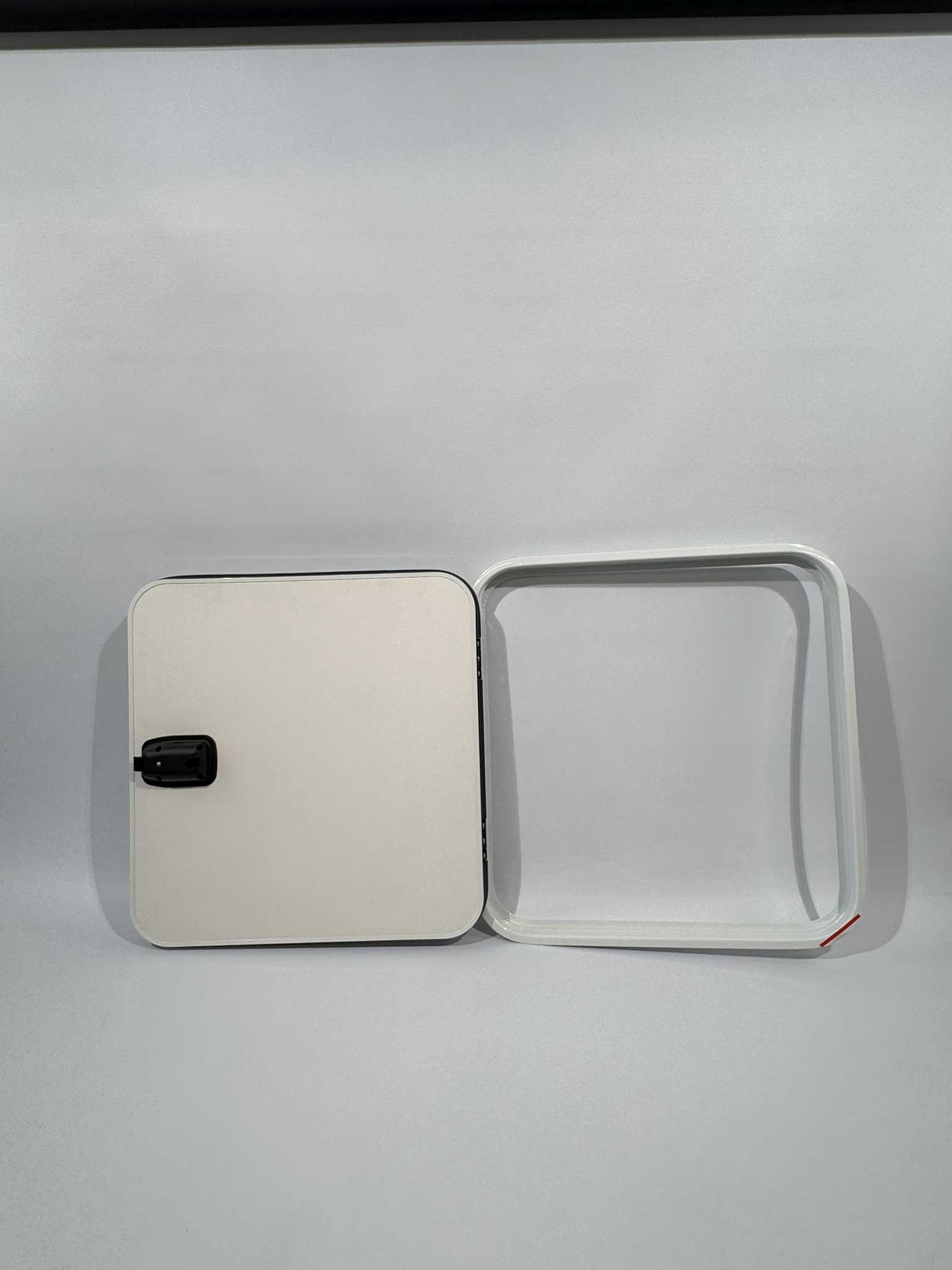 Serviceklappe / Stauraumklappe 650x675mm weiß – Bild 4