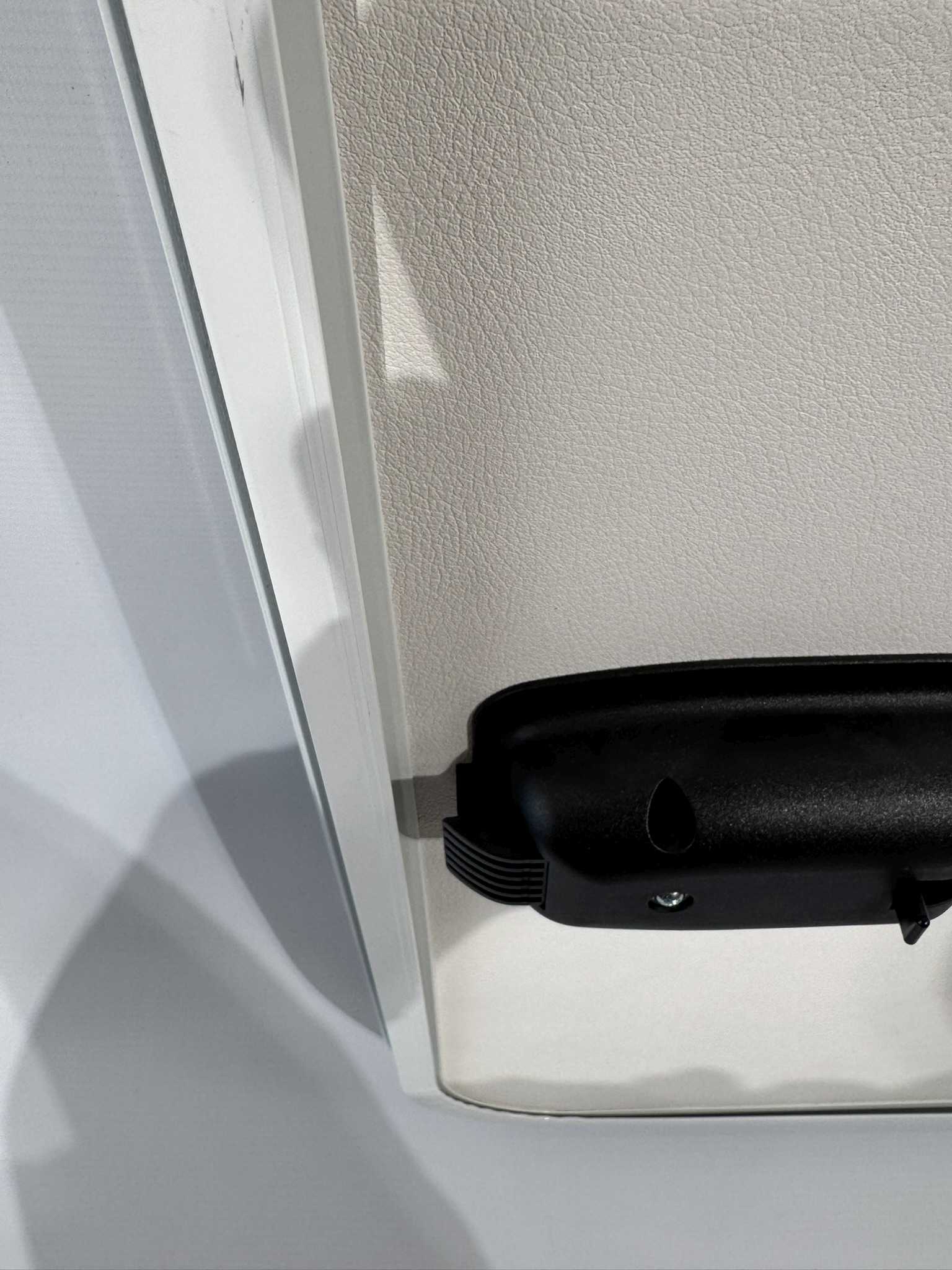 Serviceklappe / Stauraumklappe 650x675mm weiß – Bild 7