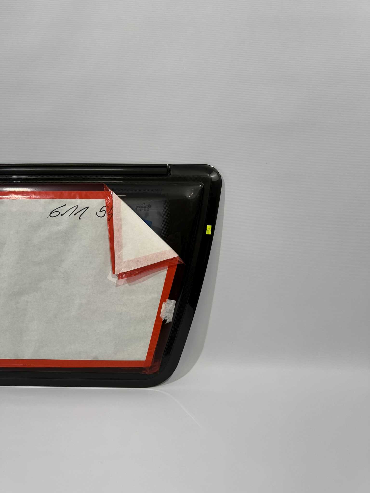 Dethleffs Ausstellscheibe Polyplastic ca. 1000x520mm Roxite PMMA – Bild 4
