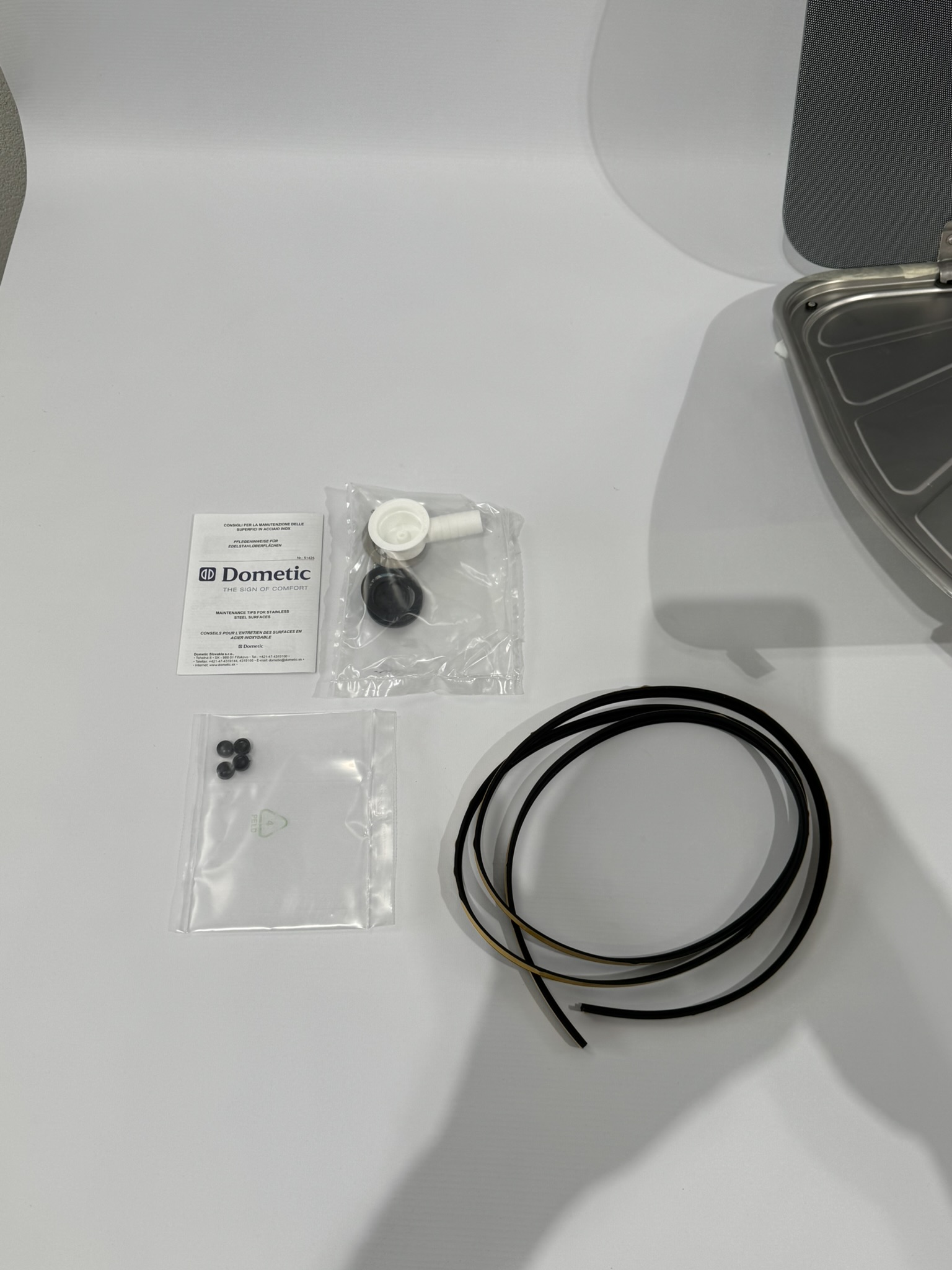 Dometic Spülbecken mit Glasabdeckung 600x450mm – Bild 5
